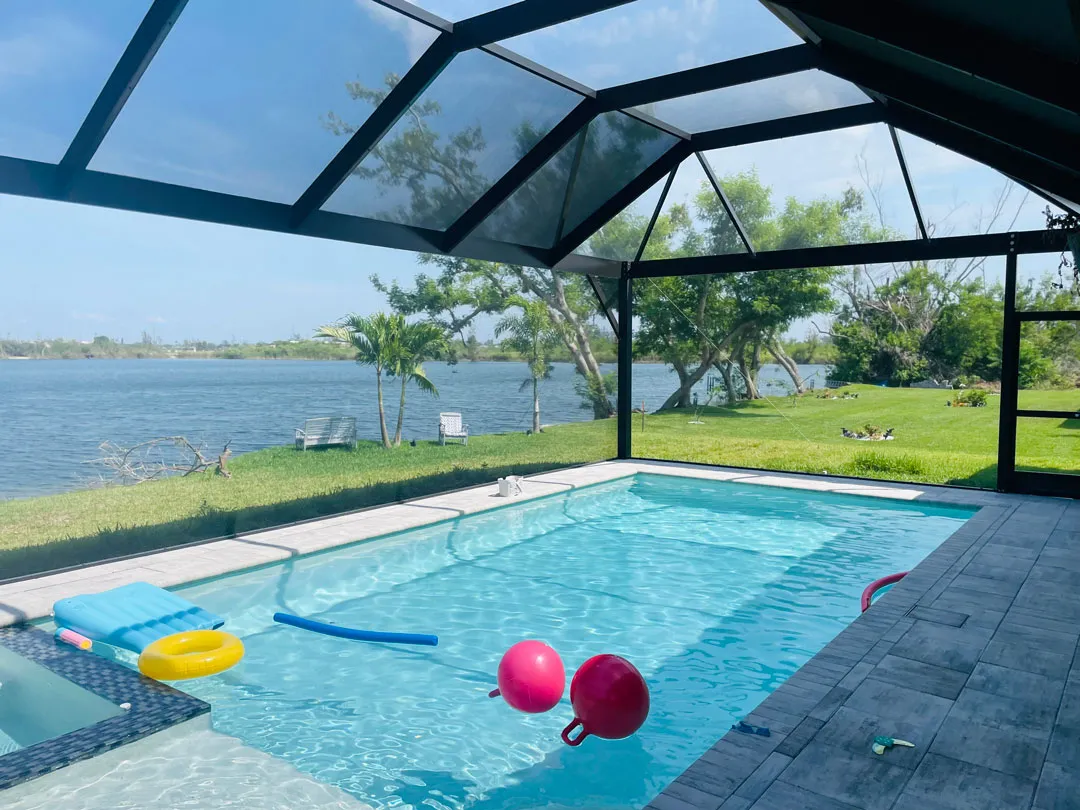 Pool Screen Enclosure with Hot Tub in Jacksonville