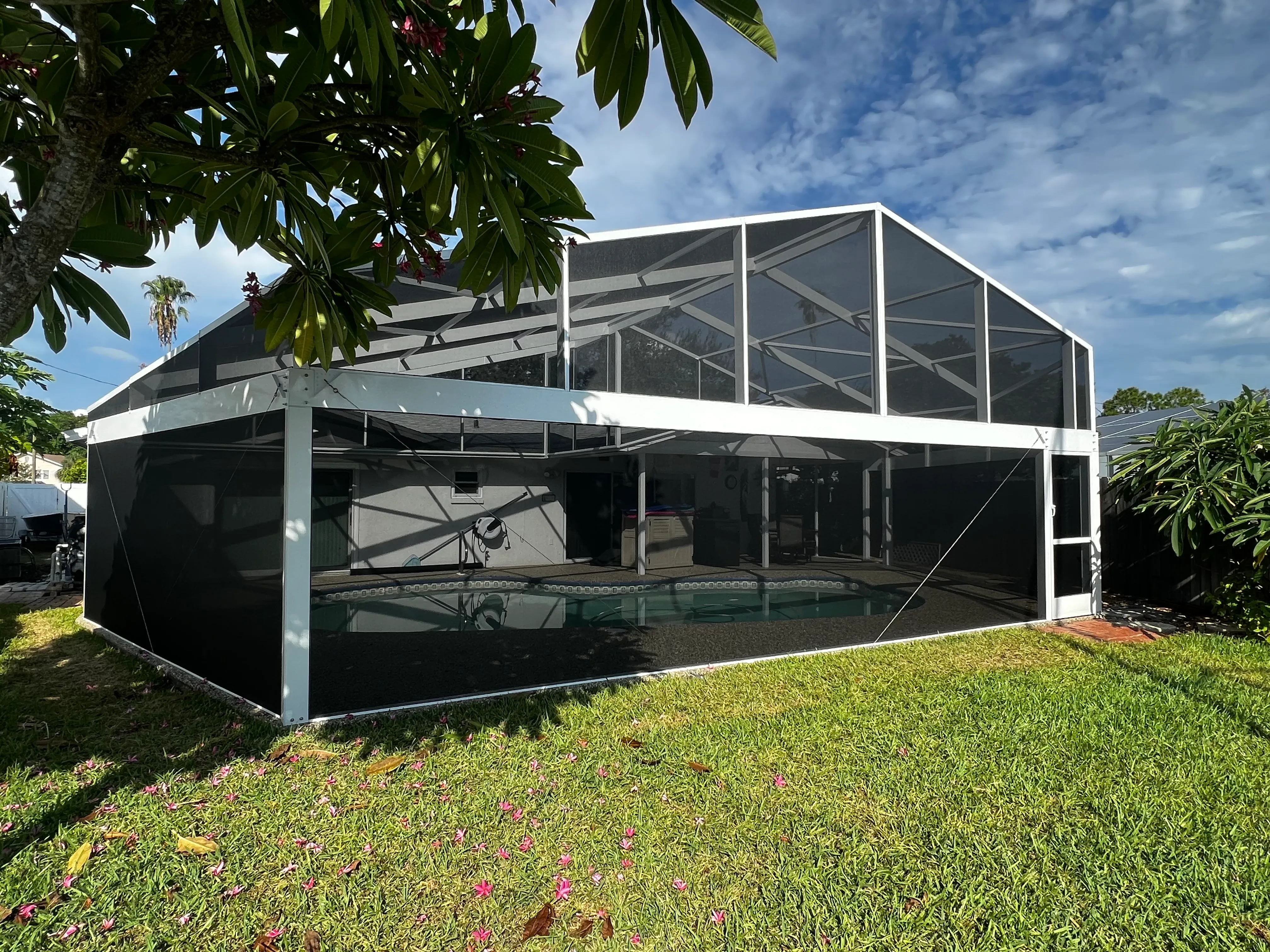 Pool Screen Enclosure with Hot Tub in Jacksonville